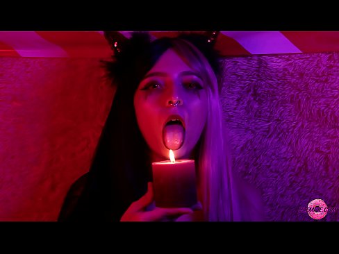 ❤️ Passievolle Blowjob van Sexy Succubus met mondvervulling ️ Tuisgemaakte pornografie by ons ❌