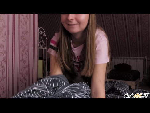 ❤️ Blondie suig haar BFF's diep en kry cum in haar mond ️ Tuisgemaakte pornografie by ons ❌